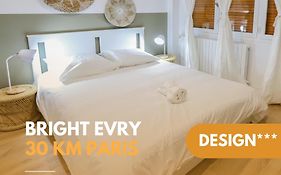Appart'Hotel Le Bright Evry- 4 Chambres Design
